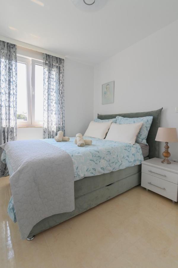 Apartman Iskra Appartement Rijeka Buitenkant foto